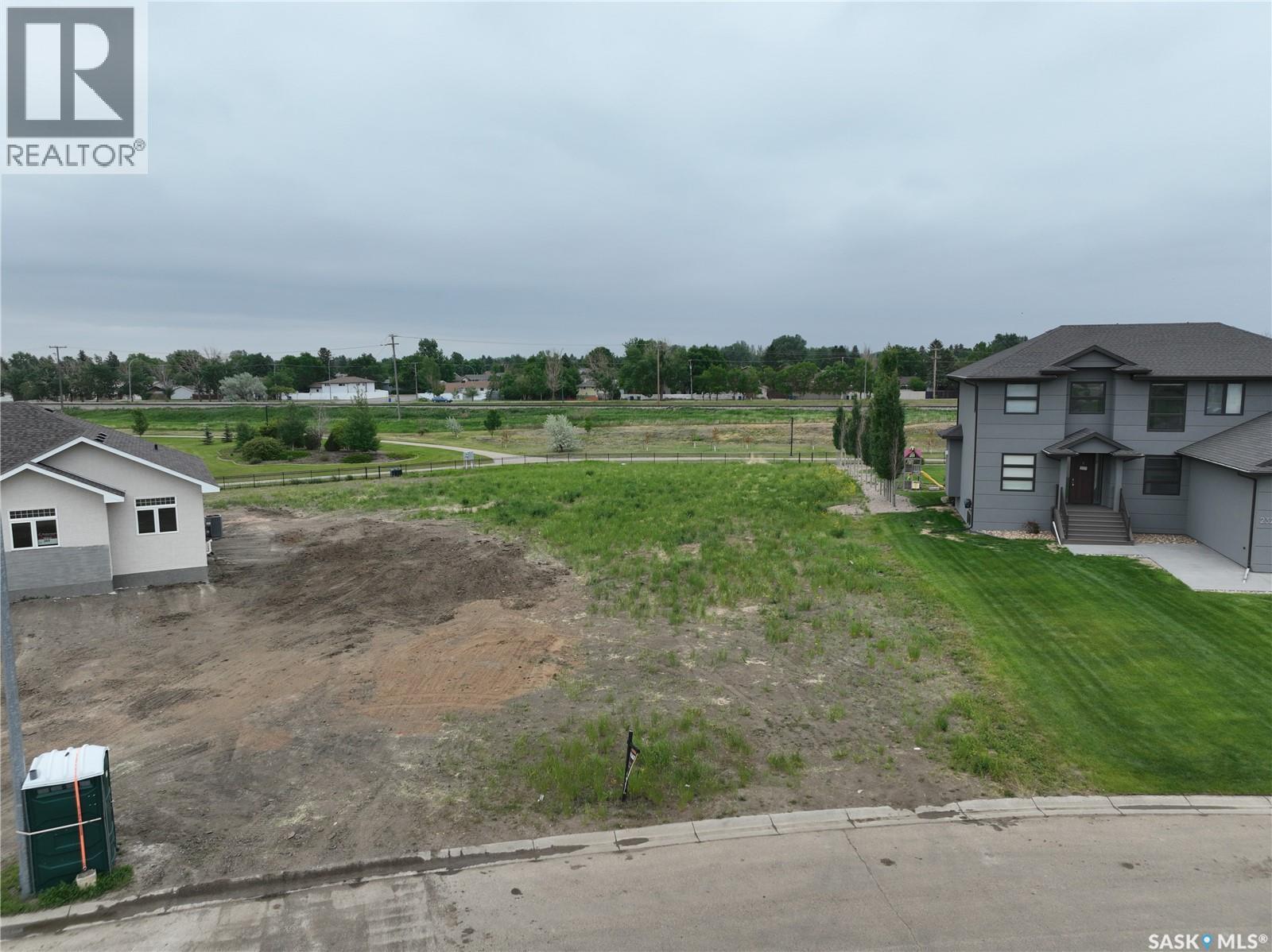 236 Iron Bridge Drive, Moose Jaw, Saskatchewan  S6J 0B5 - Photo 4 - SK995799