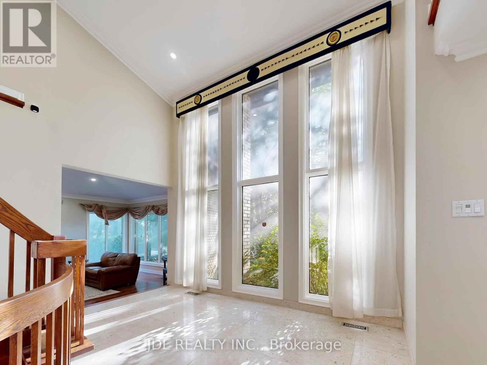 11 MOODIE DRIVE, Richmond Hill, Ontario