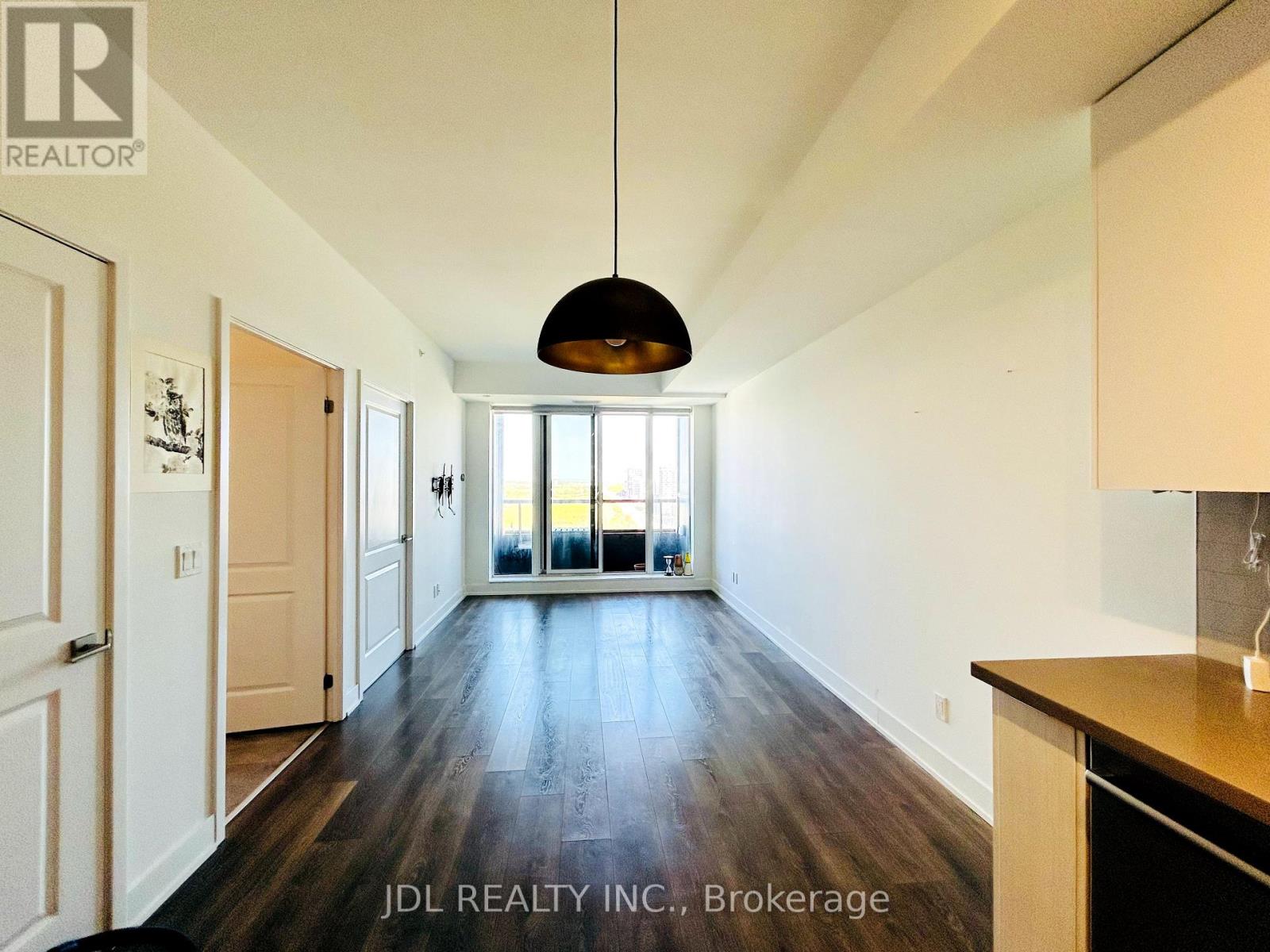 1505 - 297 OAK WALK DRIVE, Oakville, Ontario