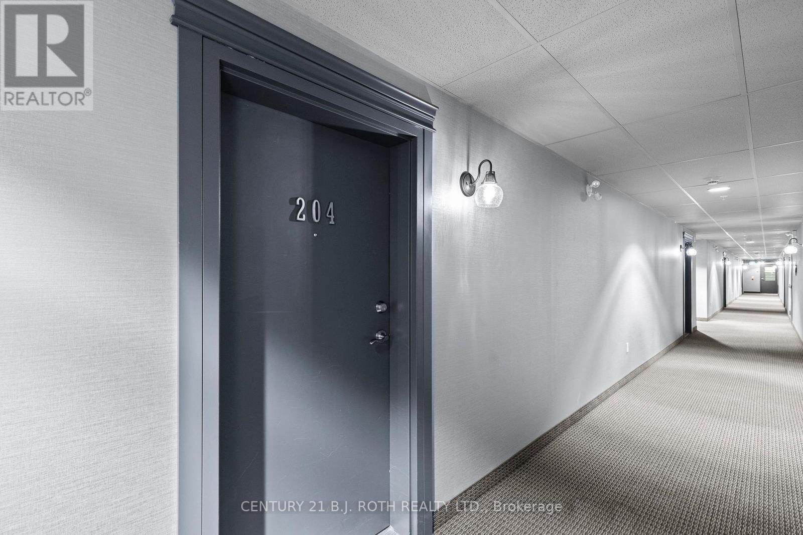 204 - 40 Ferndale Drive S, Barrie, Ontario  L4N 2L3 - Photo 2 - S12424618