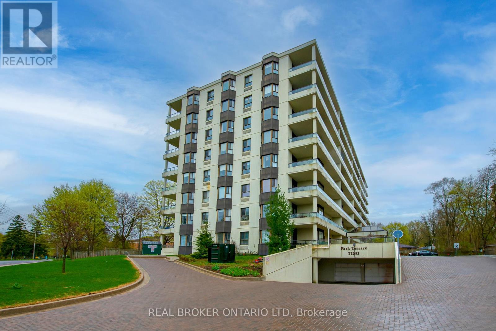 310 - 1180 Commissioners Road W, London South, Ontario  N6K 4J2 - Photo 1 - X12424718