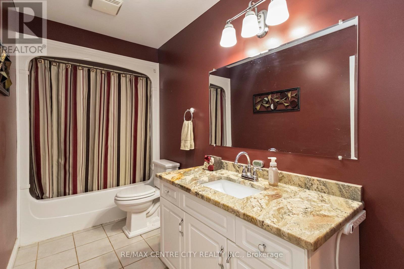 1839 Parkhurst Avenue, London East, Ontario  N5V 2C4 - Photo 18 - X12424726