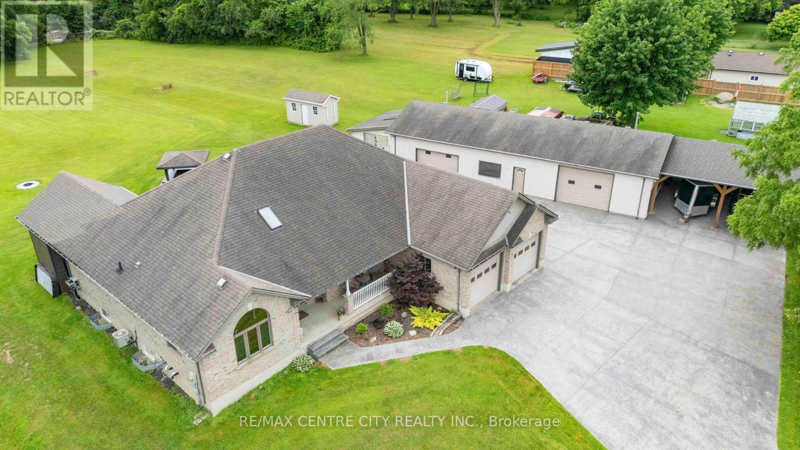 1839 Parkhurst Avenue, London East, Ontario  N5V 2C4 - Photo 41 - X12424726