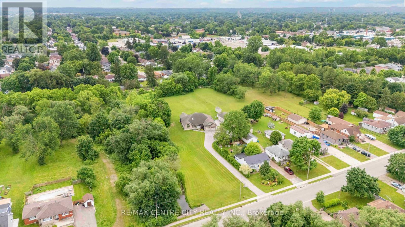 1839 Parkhurst Avenue, London East, Ontario  N5V 2C4 - Photo 42 - X12424726