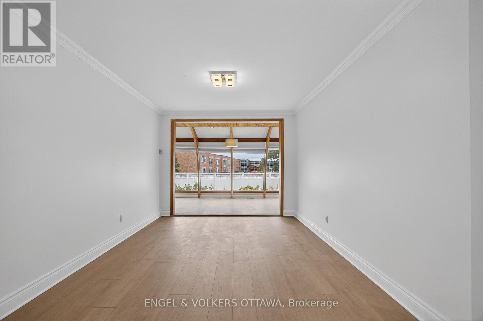 723 Halstead Street, Ottawa, Ontario  K1G 1M5 - Photo 14 - X12424729