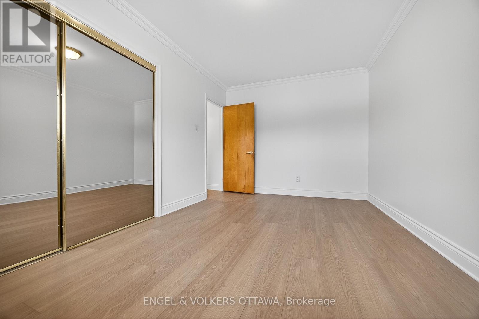 723 Halstead Street, Ottawa, Ontario  K1G 1M5 - Photo 19 - X12424729