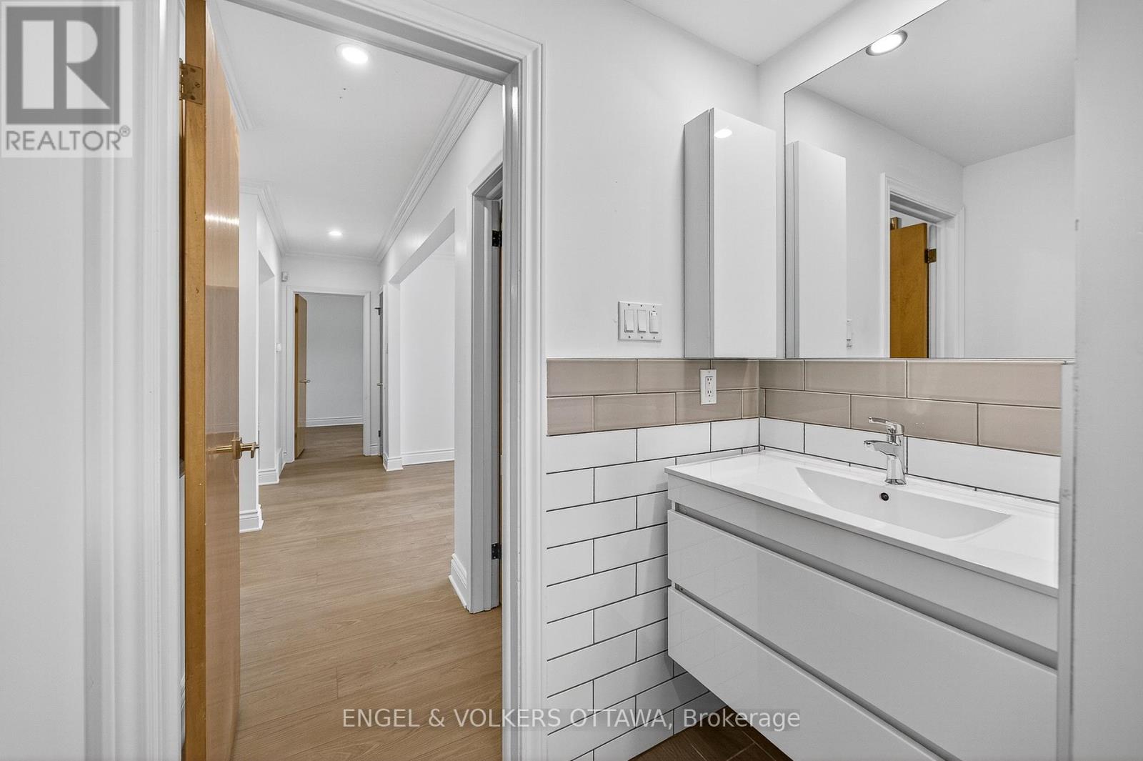 723 Halstead Street, Ottawa, Ontario  K1G 1M5 - Photo 24 - X12424729