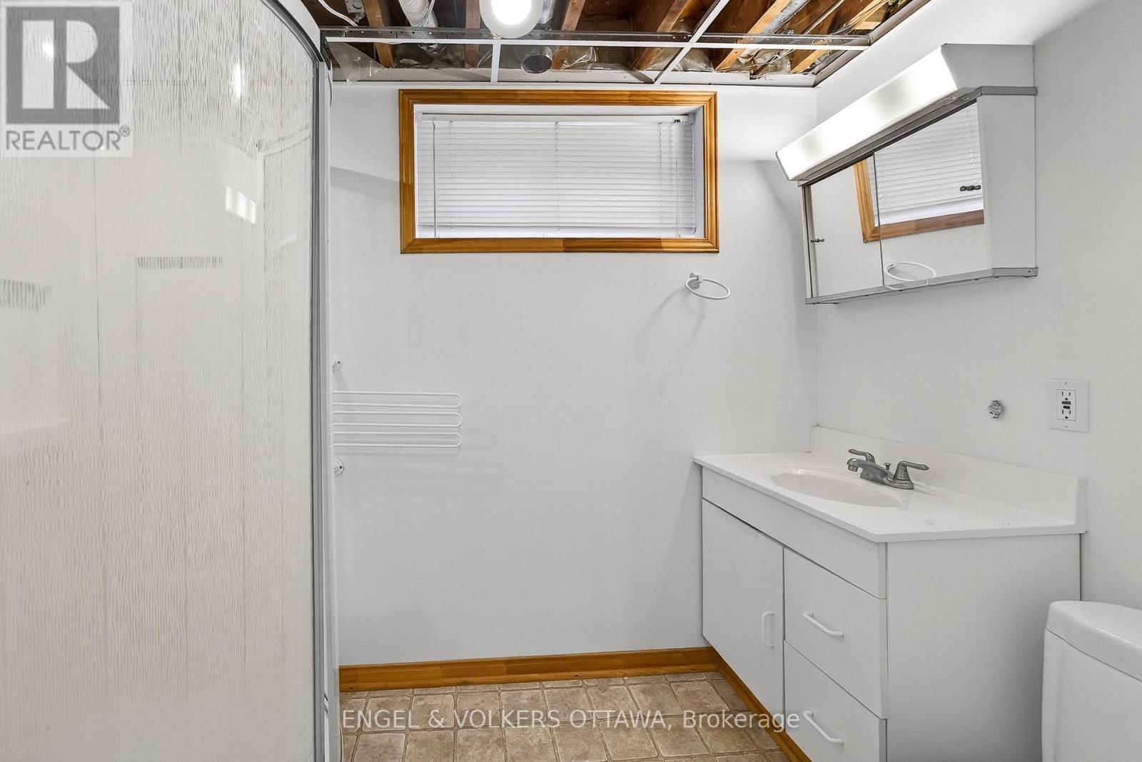 723 Halstead Street, Ottawa, Ontario  K1G 1M5 - Photo 31 - X12424729