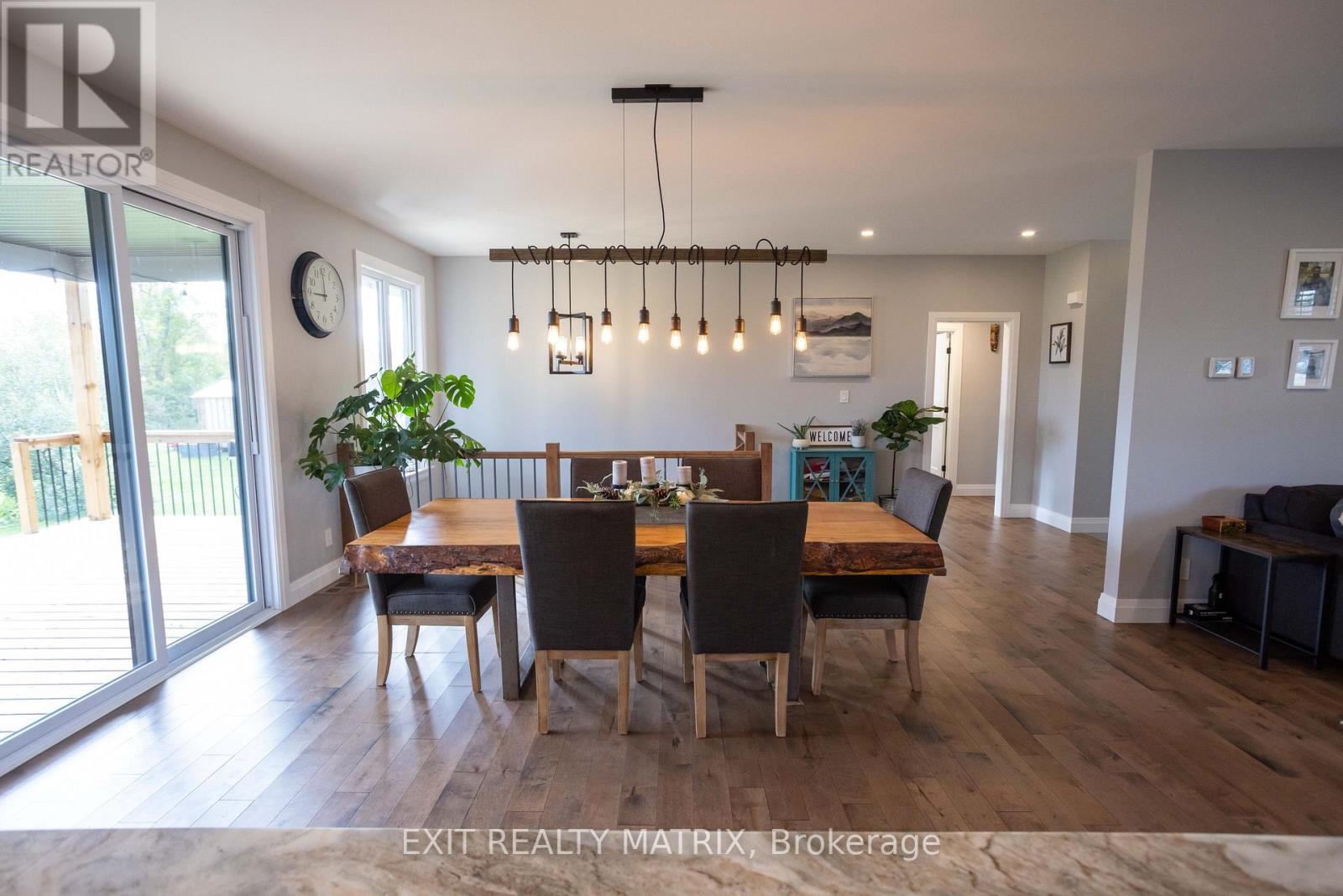 2825 Eldo Street, Ottawa, Ontario  K0A 2P0 - Photo 11 - X12424759