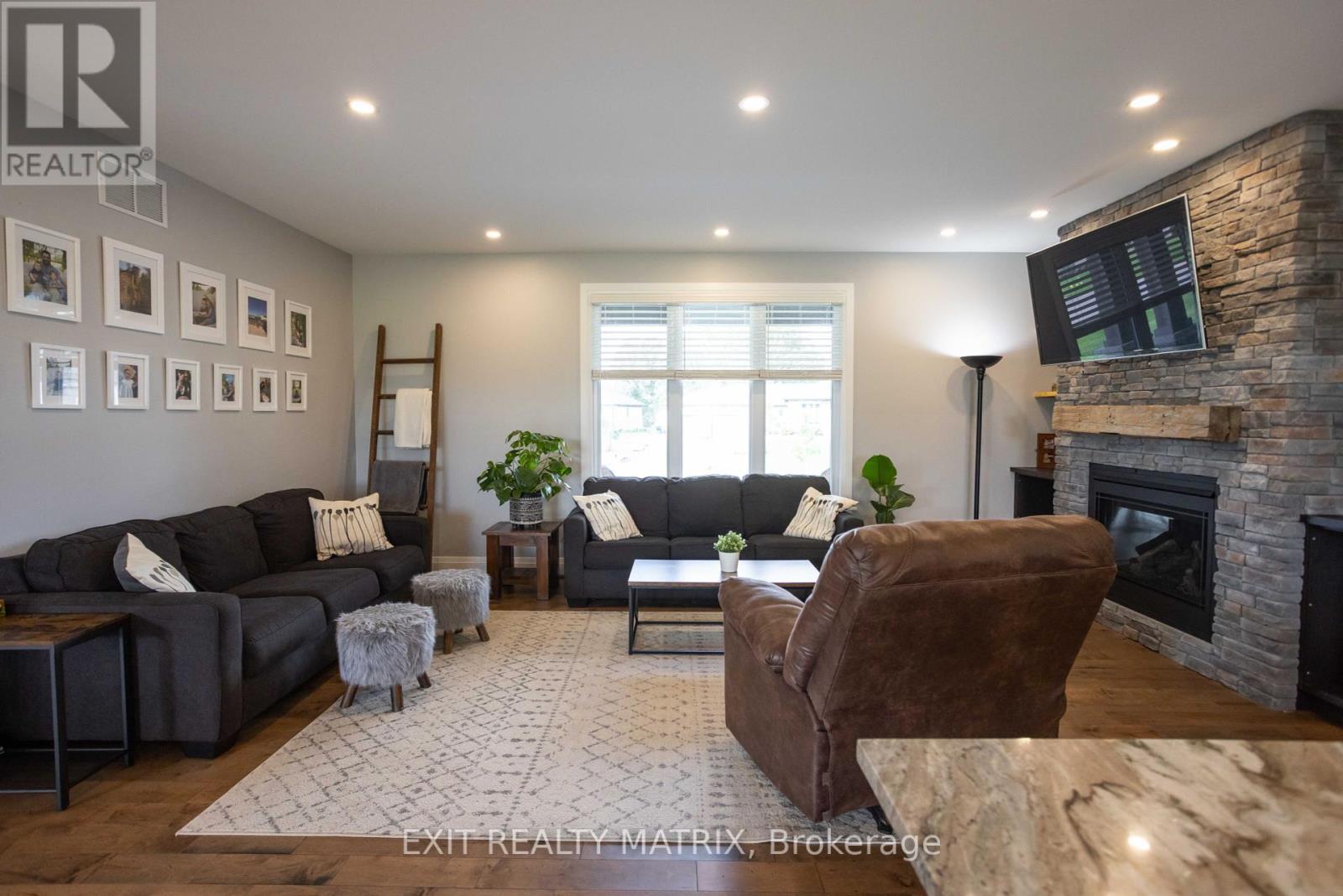 2825 Eldo Street, Ottawa, Ontario  K0A 2P0 - Photo 22 - X12424759