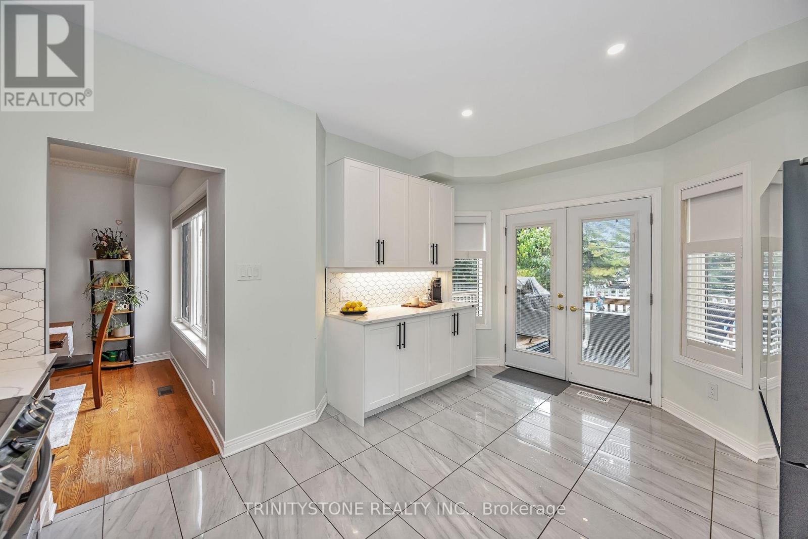 6 Cinnabar Way, Ottawa, Ontario  K2S 1Y4 - Photo 11 - X12424762