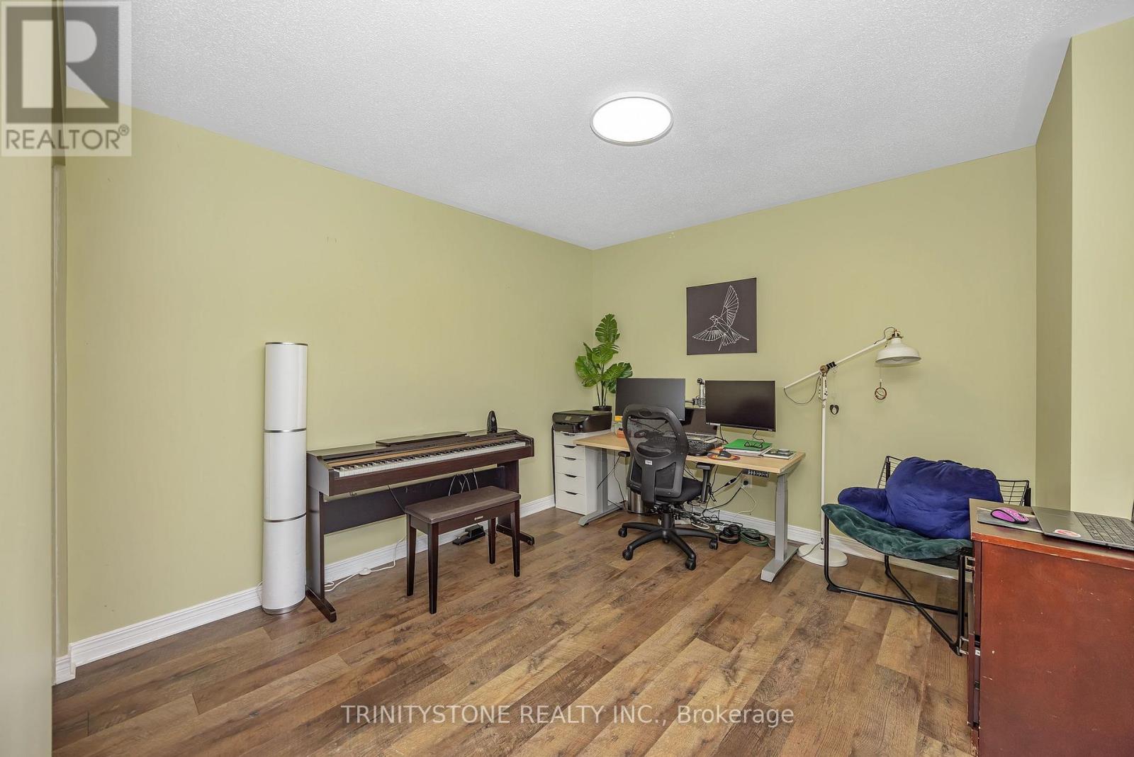 6 Cinnabar Way, Ottawa, Ontario  K2S 1Y4 - Photo 33 - X12424762