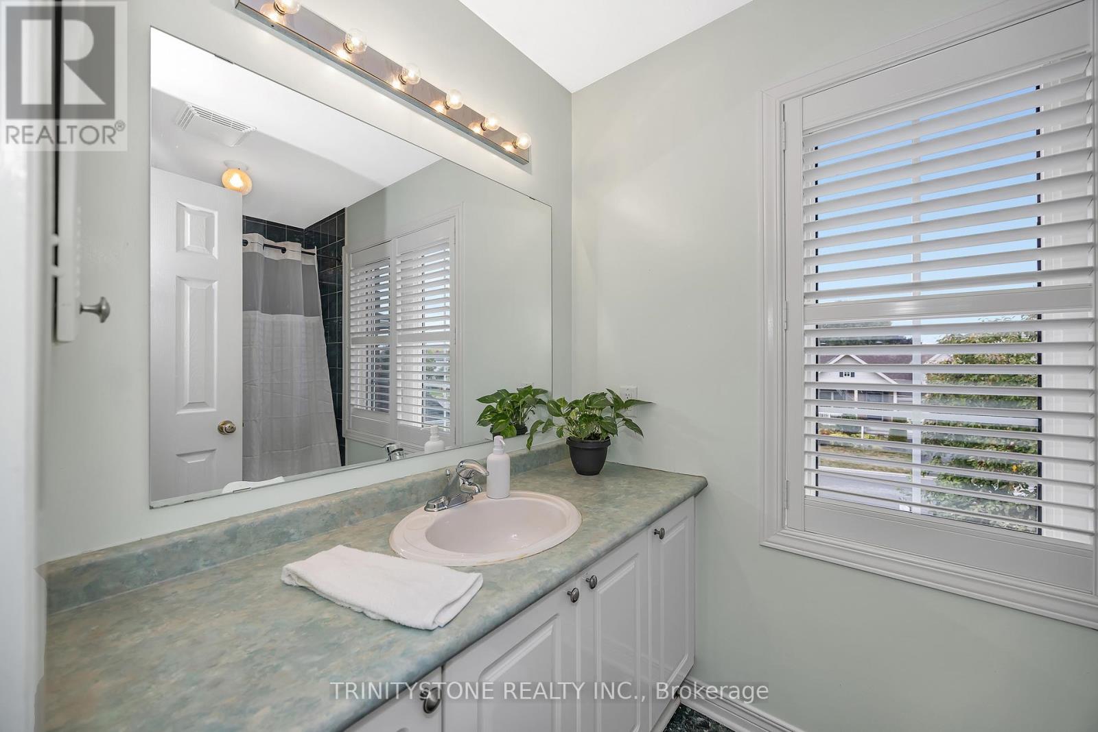 6 Cinnabar Way, Ottawa, Ontario  K2S 1Y4 - Photo 35 - X12424762