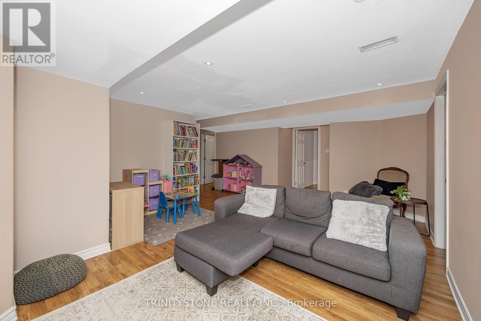 6 Cinnabar Way, Ottawa, Ontario  K2S 1Y4 - Photo 41 - X12424762