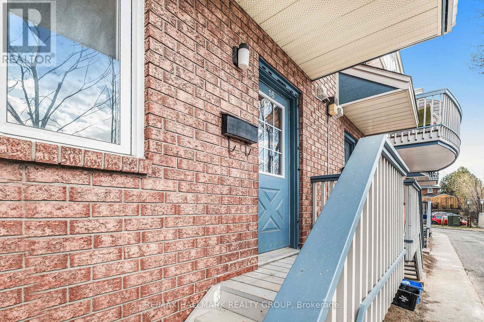 16 - 1204 Shillington Avenue, Ottawa, Ontario  K1Z 7Z4 - Photo 2 - X12424771
