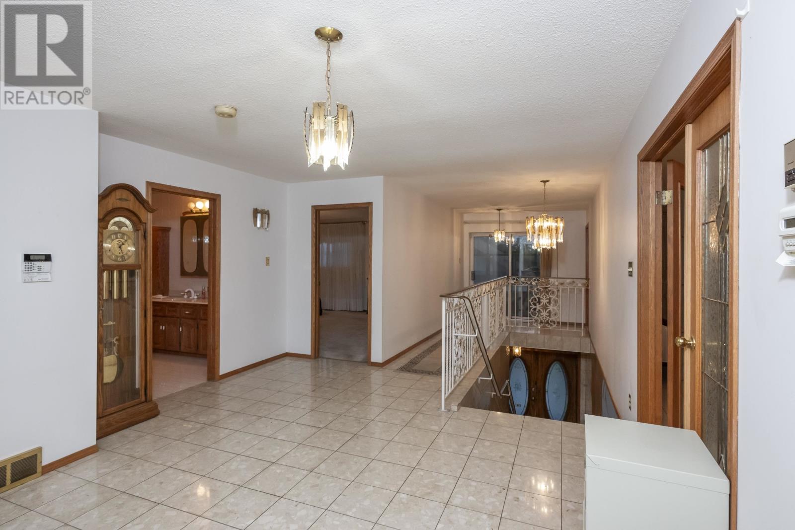 Central Ave, Thunder Bay, Ontario  P7B 6B4 - Photo 28 - TB253045