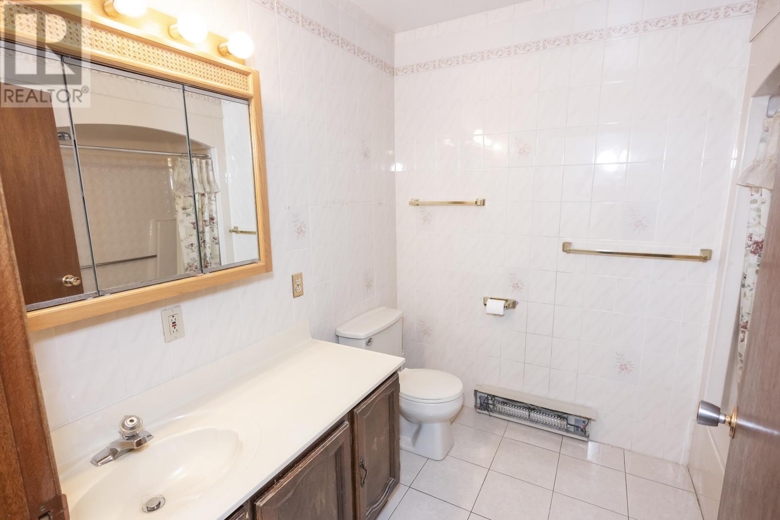 Central Ave, Thunder Bay, Ontario  P7B 6B4 - Photo 41 - TB253045
