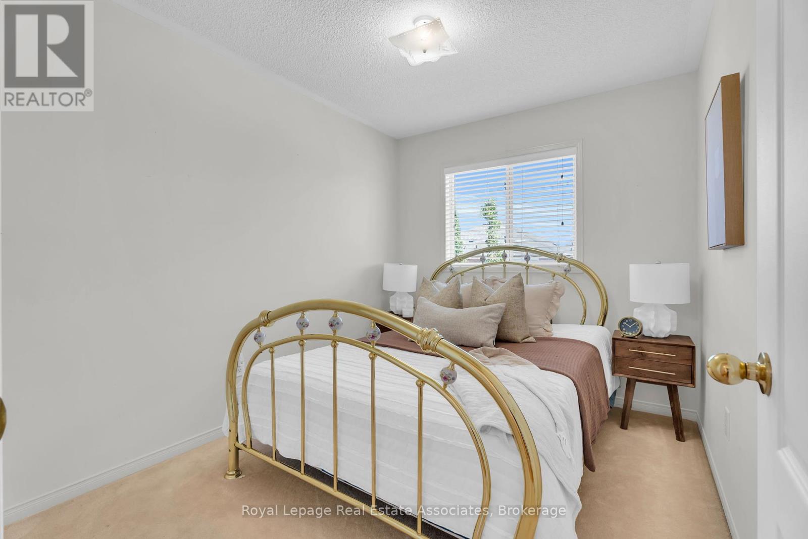 69 Lonestar Crescent, Brampton, Ontario  L7A 2J1 - Photo 22 - W12424597