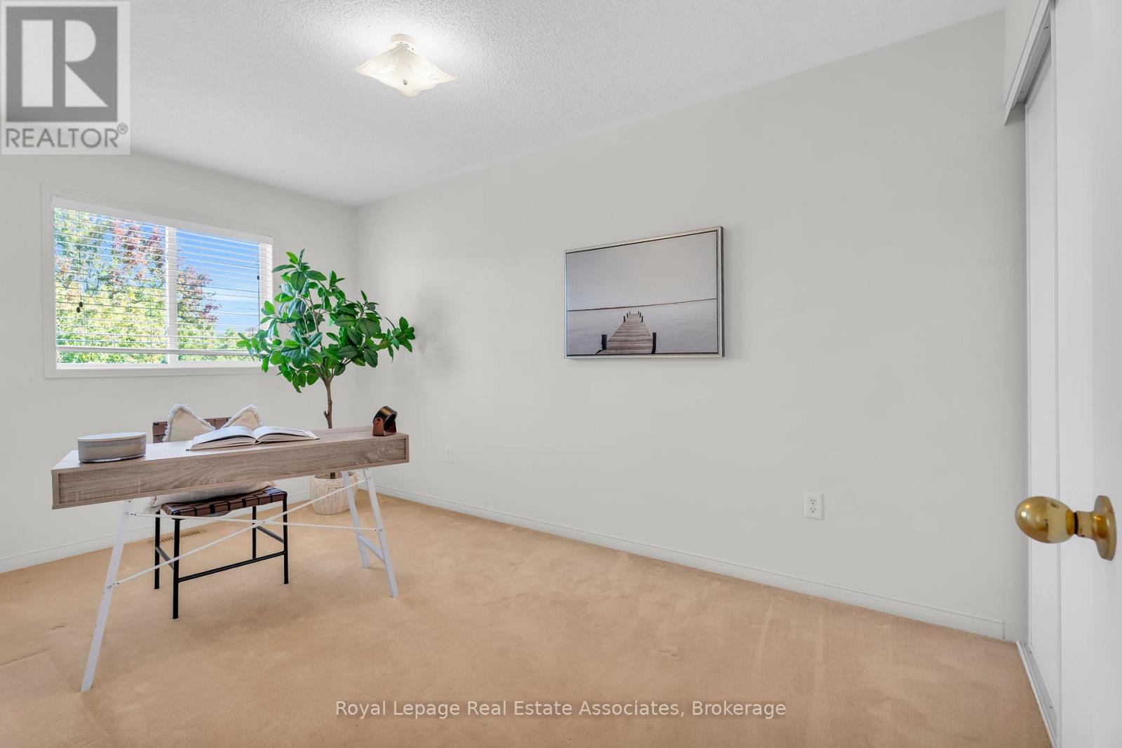 69 Lonestar Crescent, Brampton, Ontario  L7A 2J1 - Photo 23 - W12424597