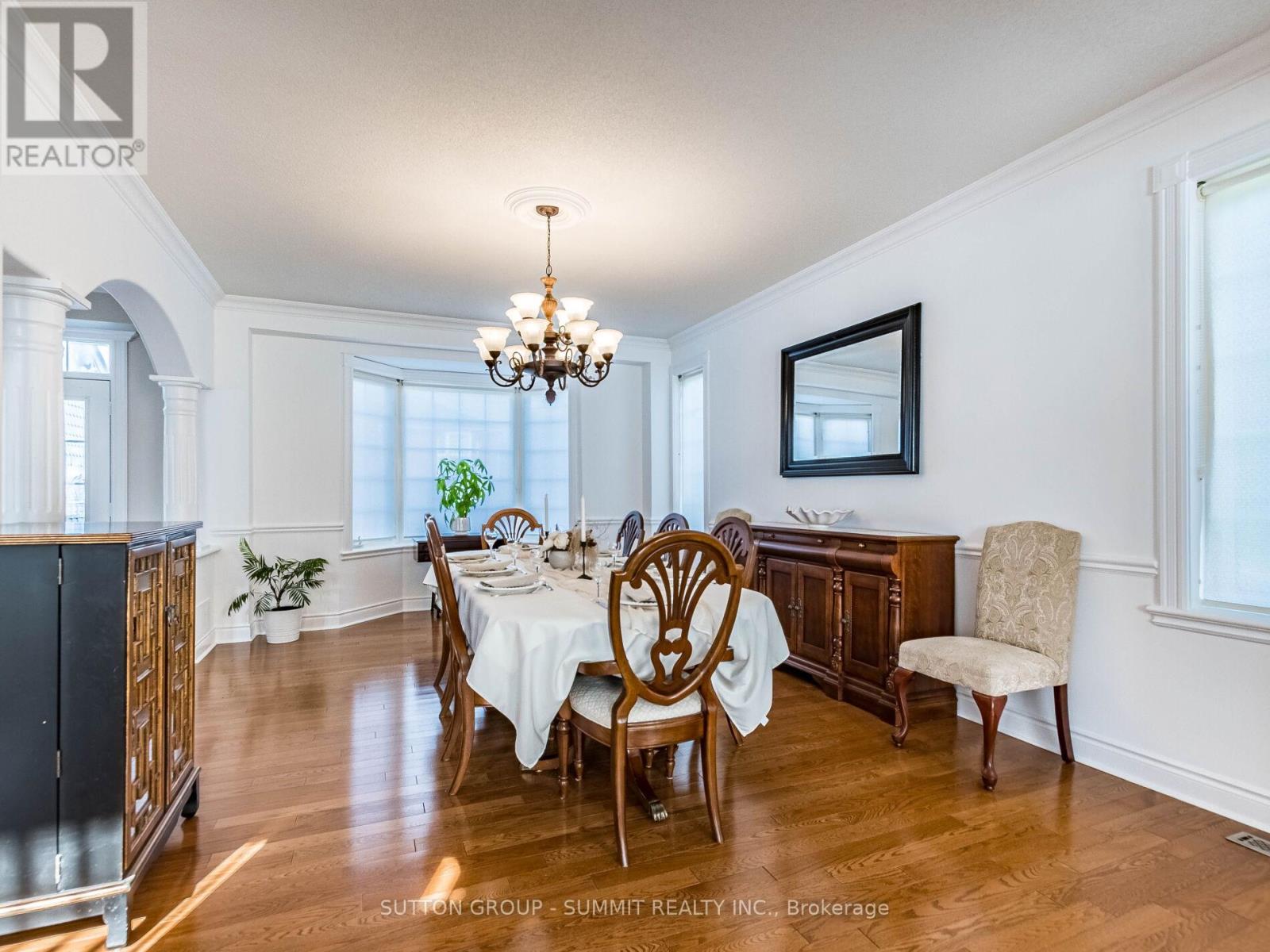 7123 Gillespie Lane, Mississauga, Ontario  L5W 1E8 - Photo 13 - W12424687