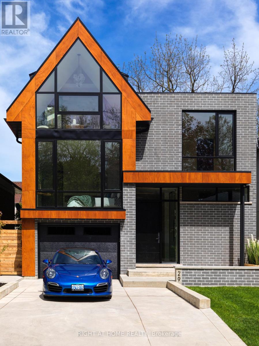 29 Walford Road, Toronto, Ontario  M8X 2P2 - Photo 2 - W12424694