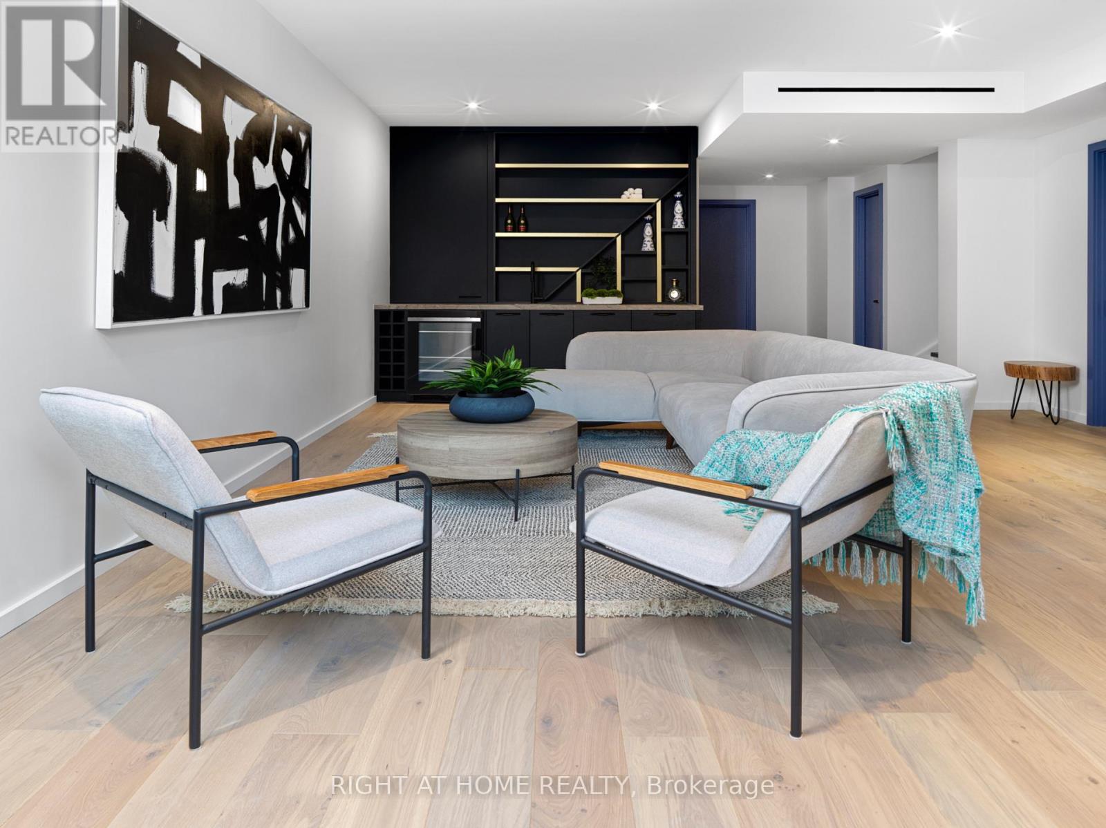29 Walford Road, Toronto, Ontario  M8X 2P2 - Photo 41 - W12424694