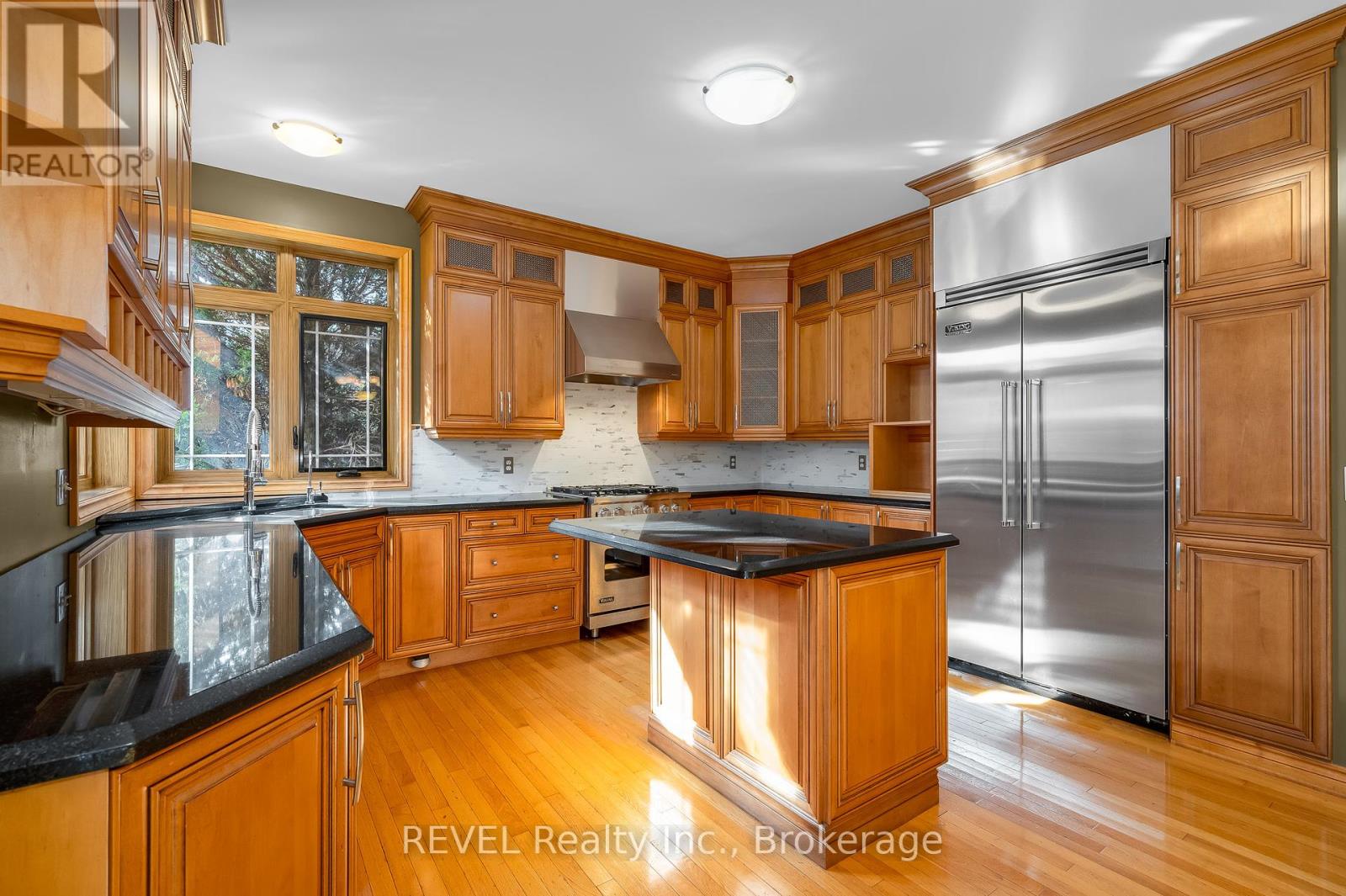 30 Maracay Way, St. Catharines, Ontario  L2W 1C4 - Photo 21 - X12424733