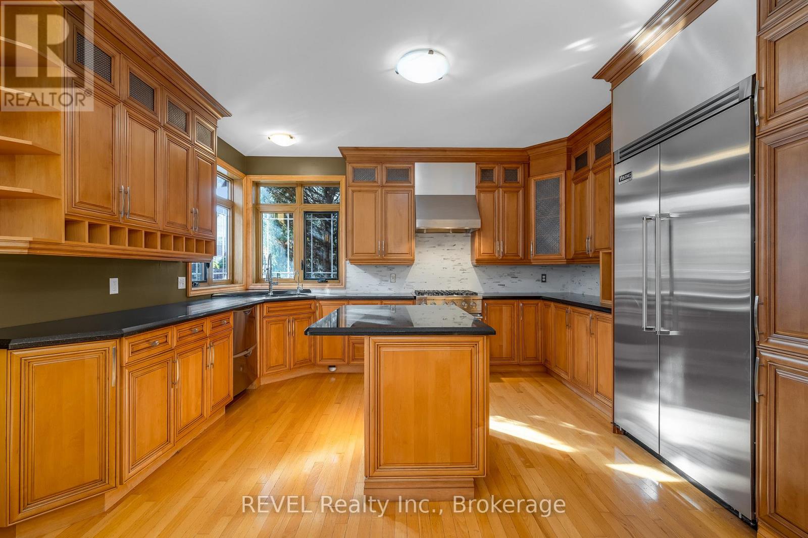 30 Maracay Way, St. Catharines, Ontario  L2W 1C4 - Photo 23 - X12424733