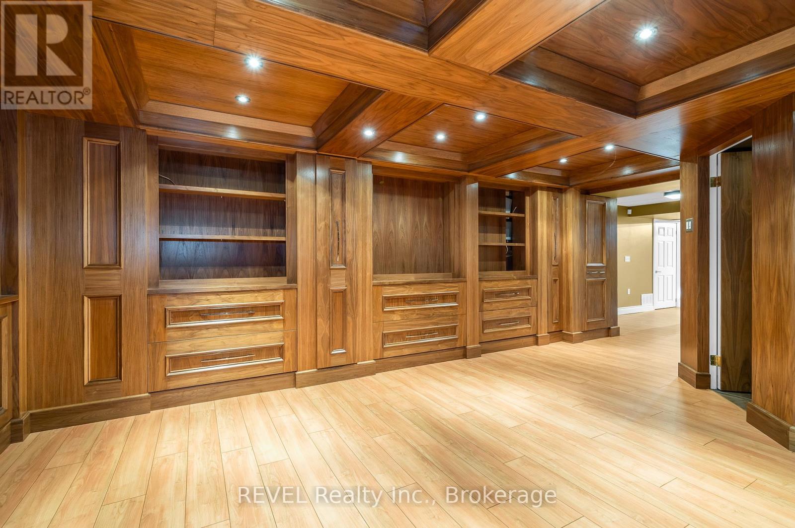 30 Maracay Way, St. Catharines, Ontario  L2W 1C4 - Photo 43 - X12424733