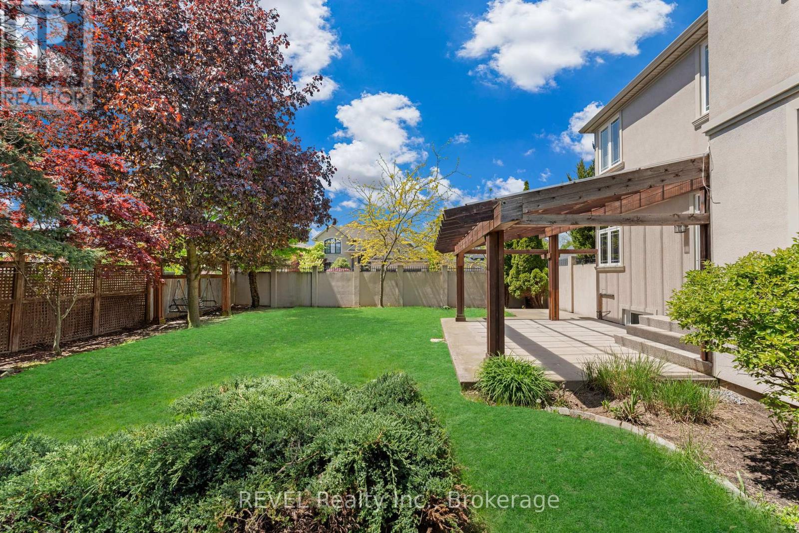30 Maracay Way, St. Catharines, Ontario  L2W 1C4 - Photo 50 - X12424733