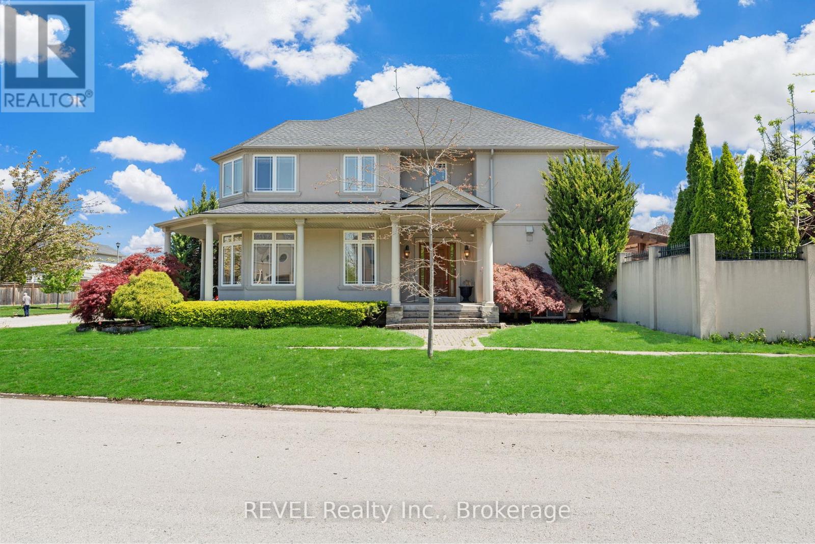 30 Maracay Way, St. Catharines, Ontario  L2W 1C4 - Photo 6 - X12424733