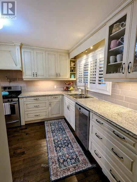 57 Metcalfe Street, Thorold, Ontario  L2V 3A2 - Photo 7 - X12424758