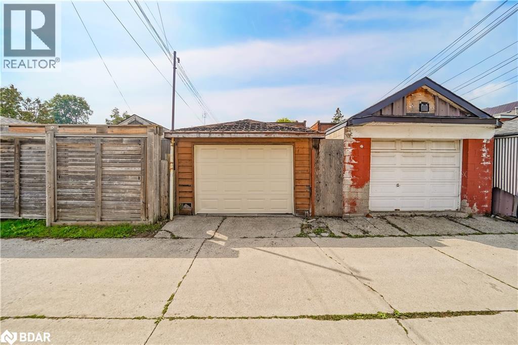 411 Westmoreland Avenue N, Toronto, Ontario  M6H 3A6 - Photo 11 - 40773184