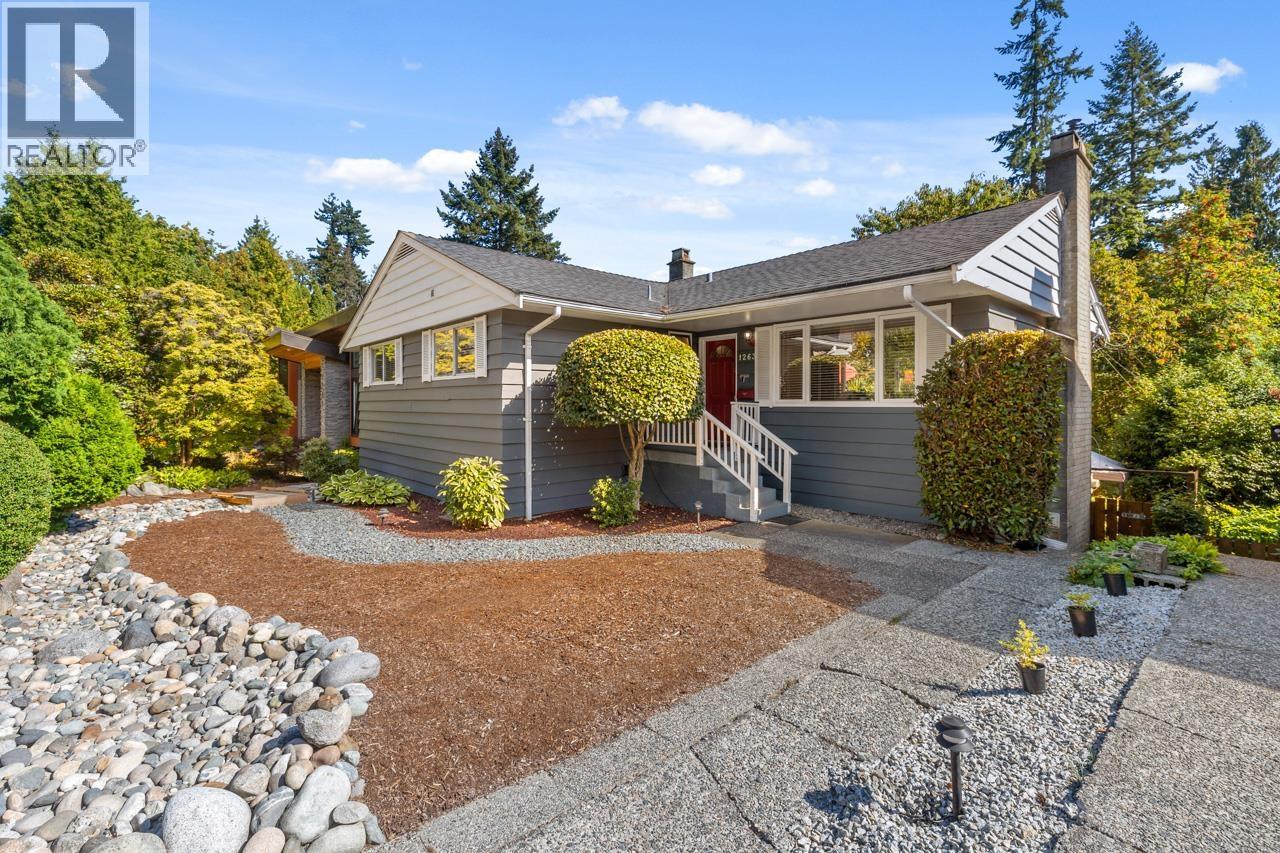 1263 CLOVERLEY STREET, North Vancouver, British Columbia