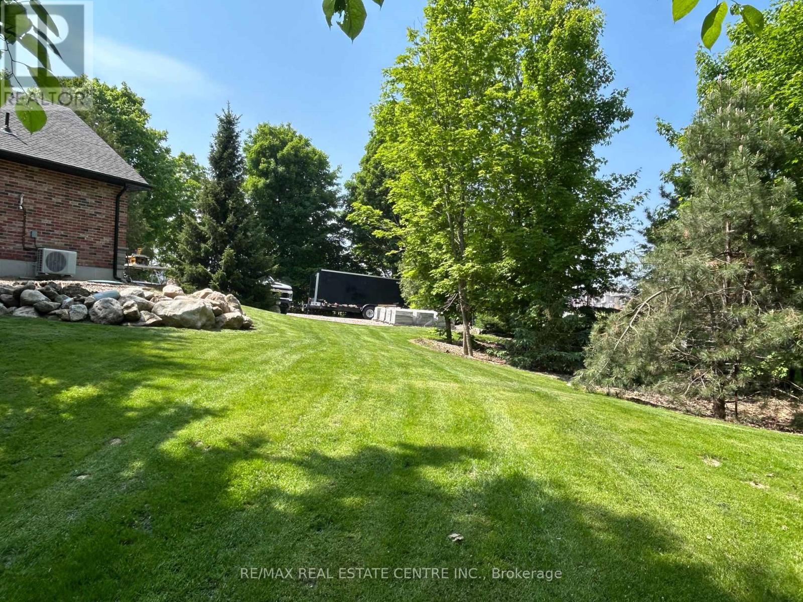 2 - 9703 Dundas Street E, Erin, Ontario  N0B 1T0 - Photo 16 - X12424598