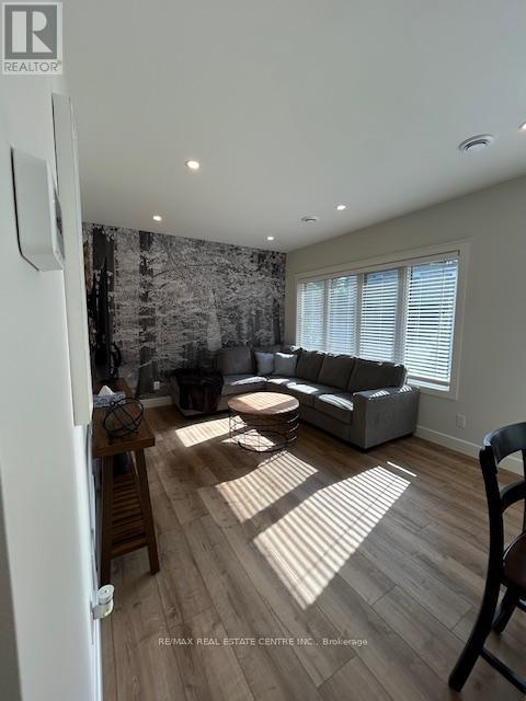 2 - 9703 Dundas Street E, Erin, Ontario  N0B 1T0 - Photo 6 - X12424598