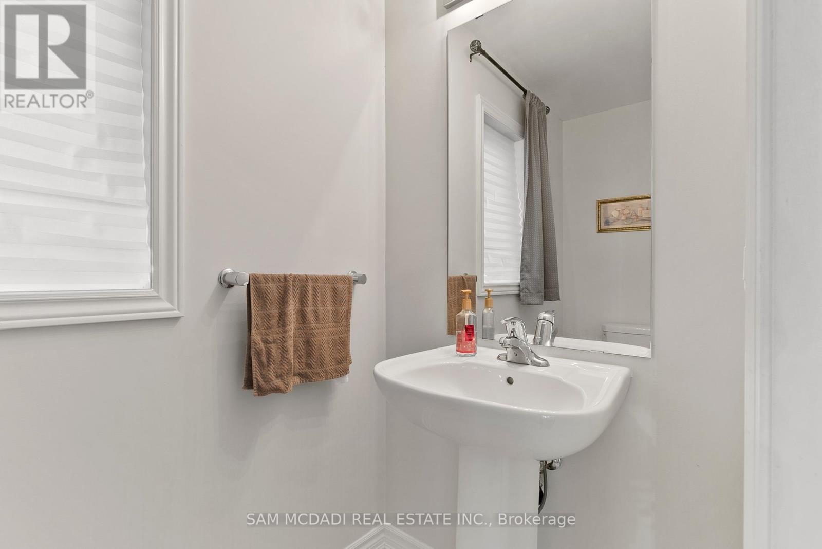 97 Tumblewood Place, Welland, Ontario  L3B 0J3 - Photo 15 - X12424689