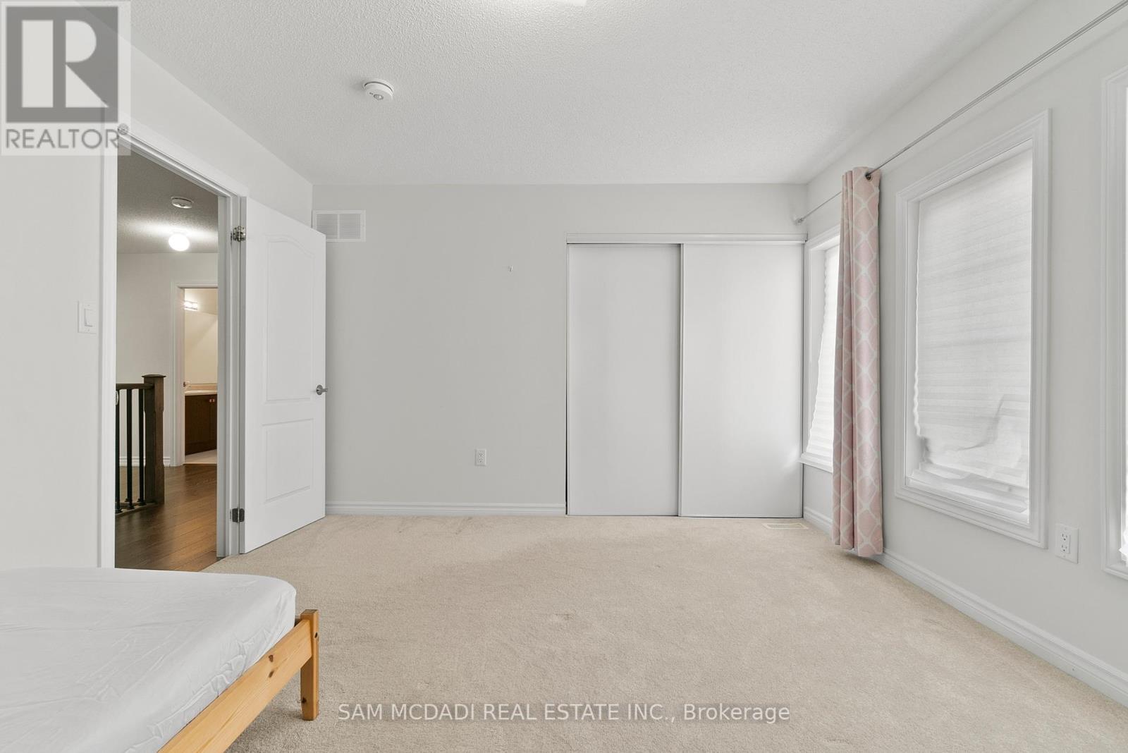 97 Tumblewood Place, Welland, Ontario  L3B 0J3 - Photo 18 - X12424689