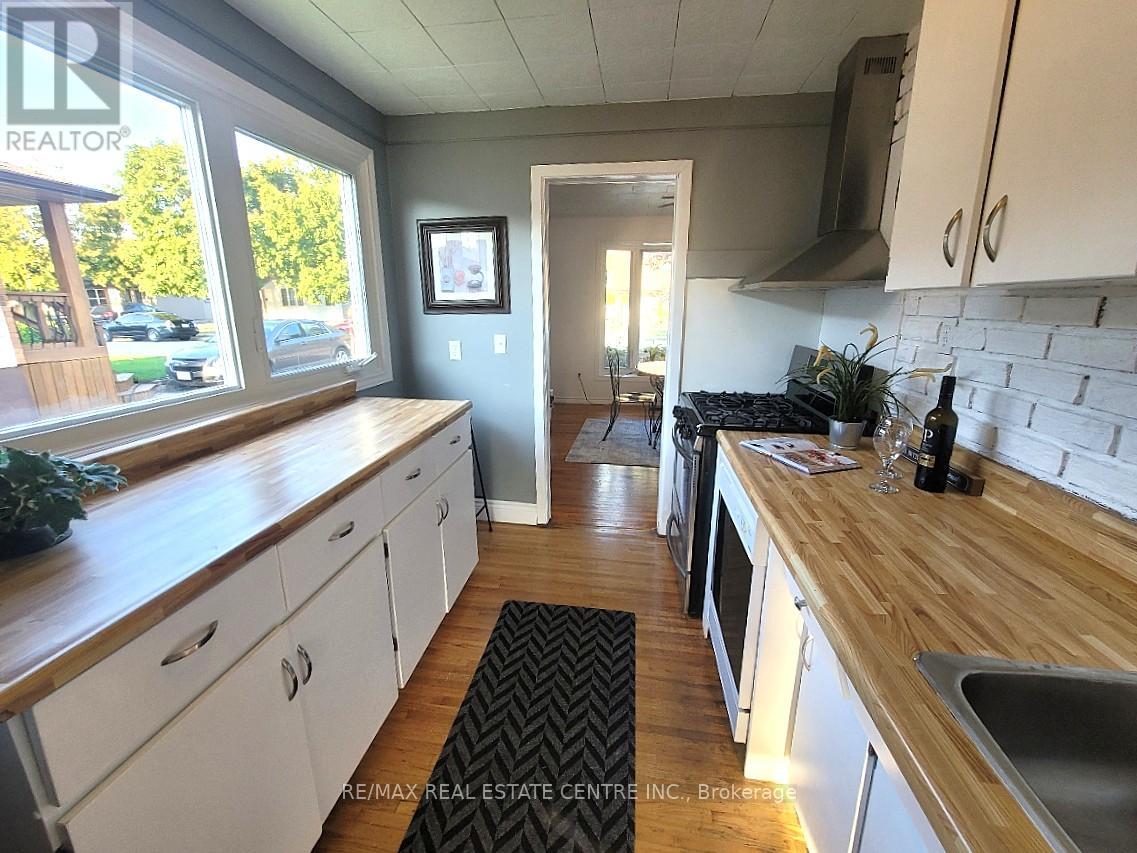 146 Whitley Street, Cambridge, Ontario  N3H 4K6 - Photo 21 - X12424698