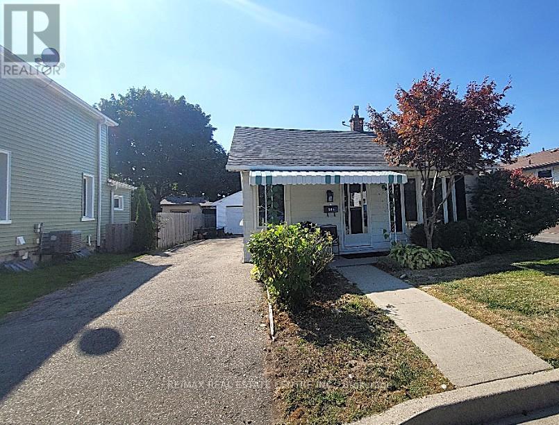 146 Whitley Street, Cambridge, Ontario  N3H 4K6 - Photo 3 - X12424698