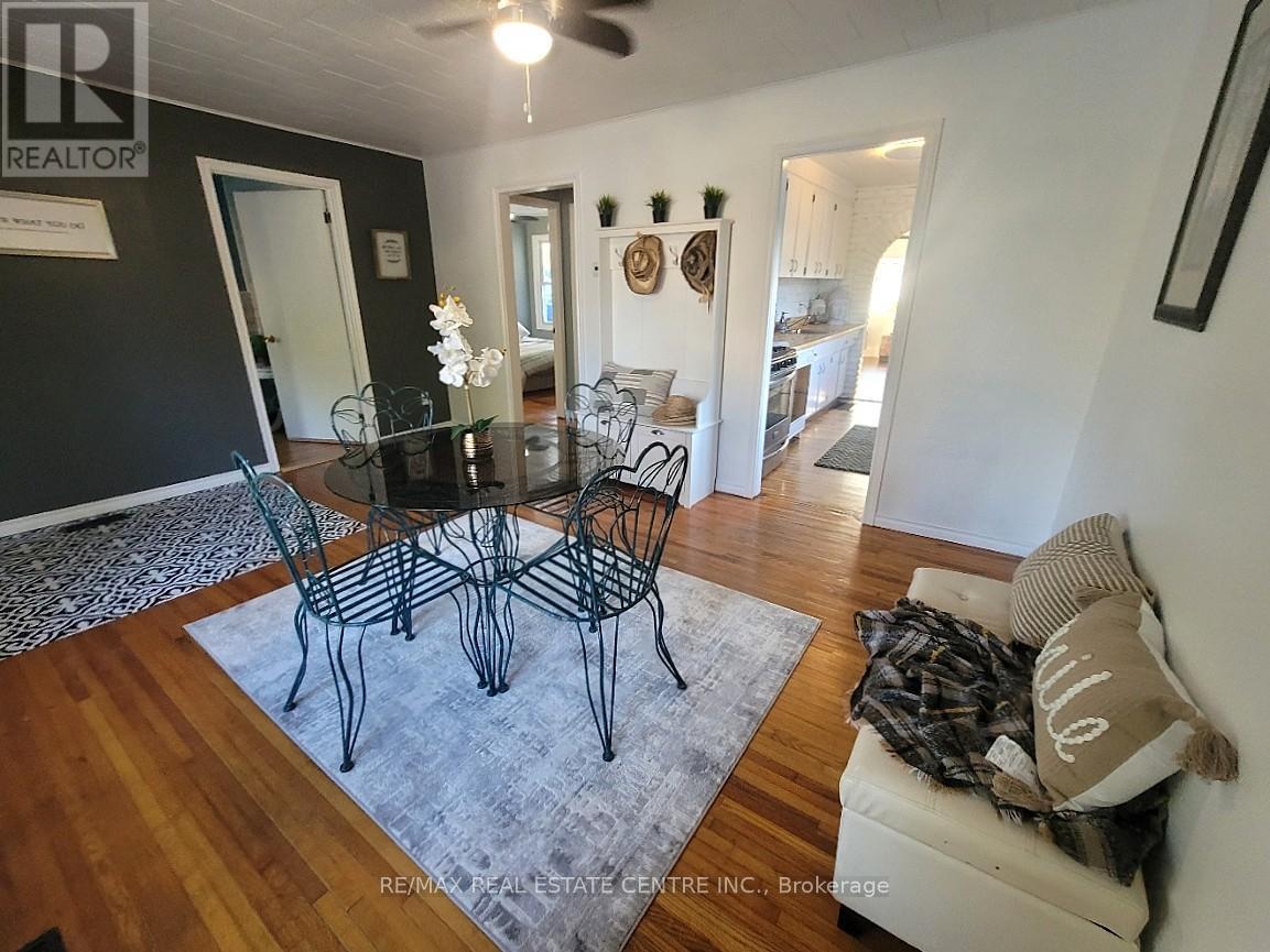 146 Whitley Street, Cambridge, Ontario  N3H 4K6 - Photo 8 - X12424698