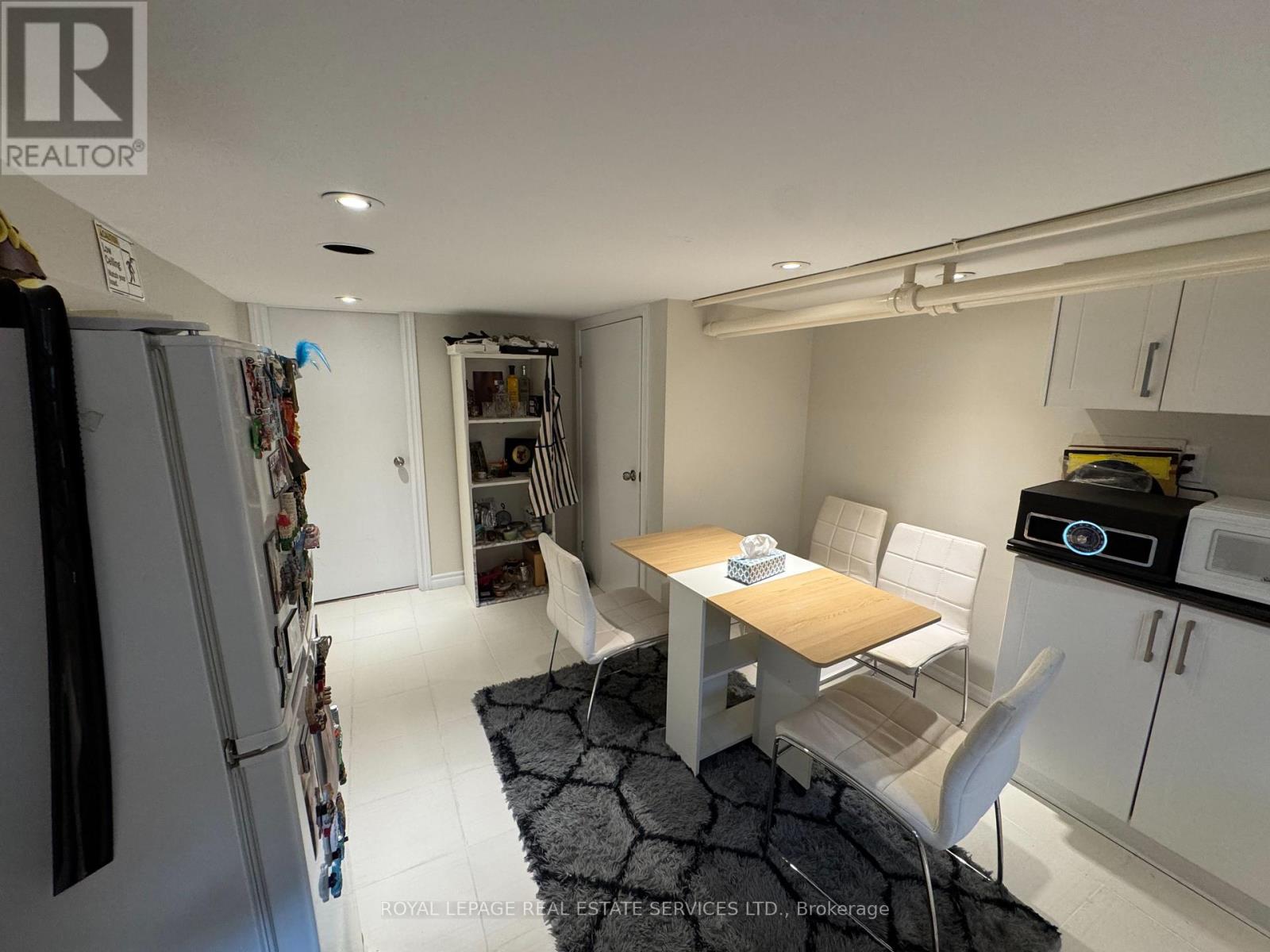 1565 Mount Pleasant Road, Toronto, Ontario  M4N 2V4 - Photo 31 - C12424241