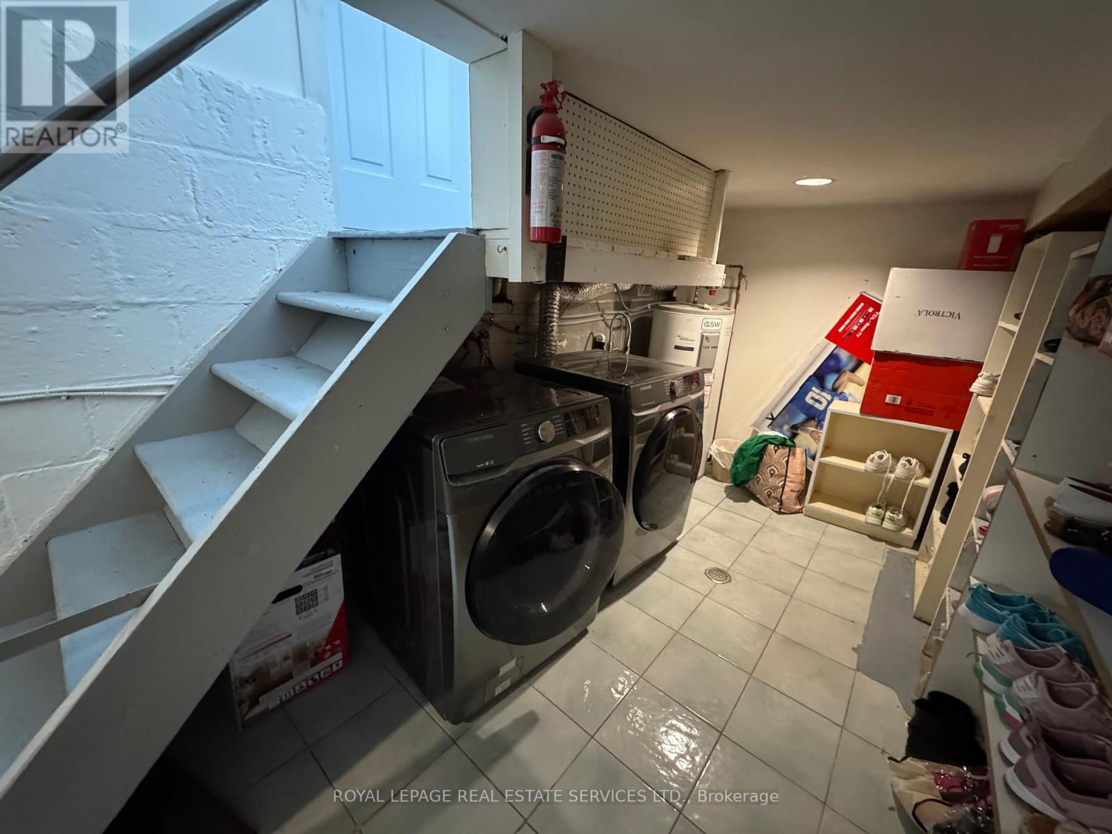 1565 Mount Pleasant Road, Toronto, Ontario  M4N 2V4 - Photo 38 - C12424241
