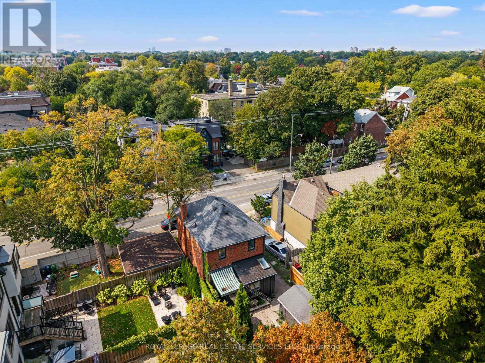 1565 Mount Pleasant Road, Toronto, Ontario  M4N 2V4 - Photo 46 - C12424241