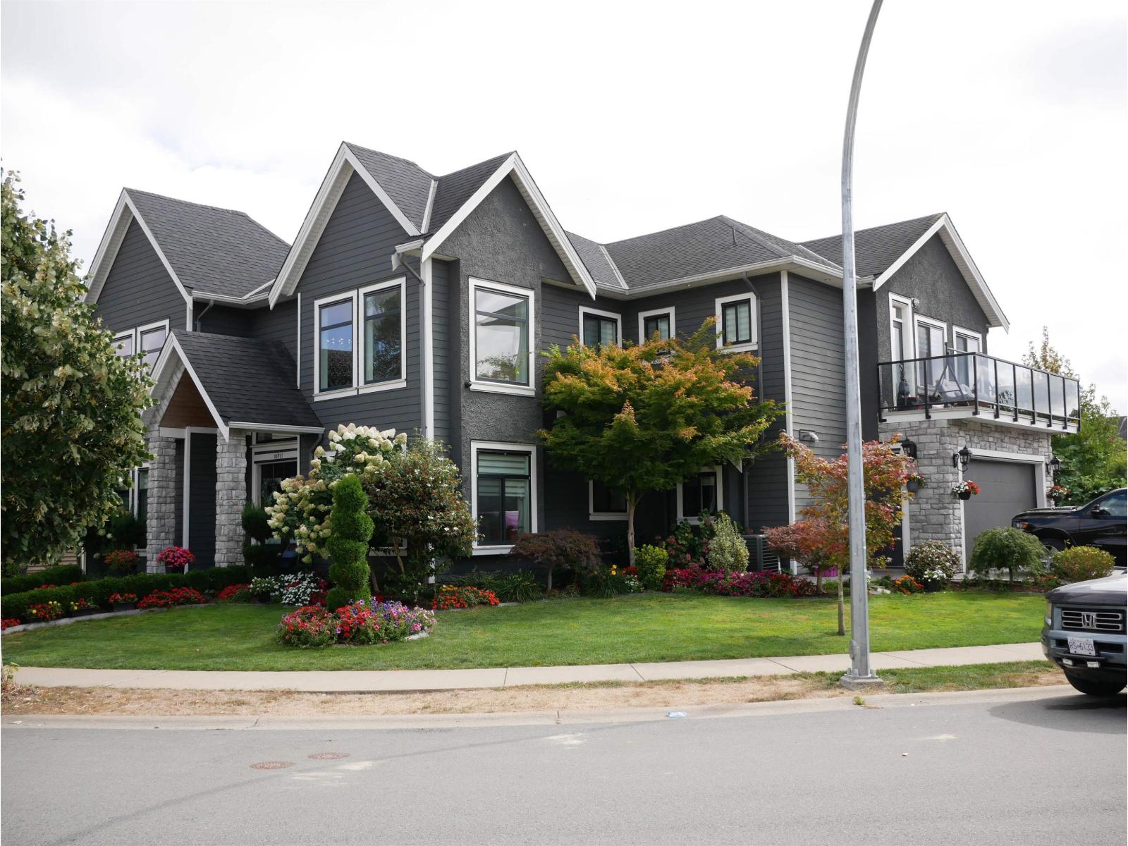 3171 Engineer Crescent, Abbotsford, British Columbia  V4X 0A7 - Photo 3 - R3038586