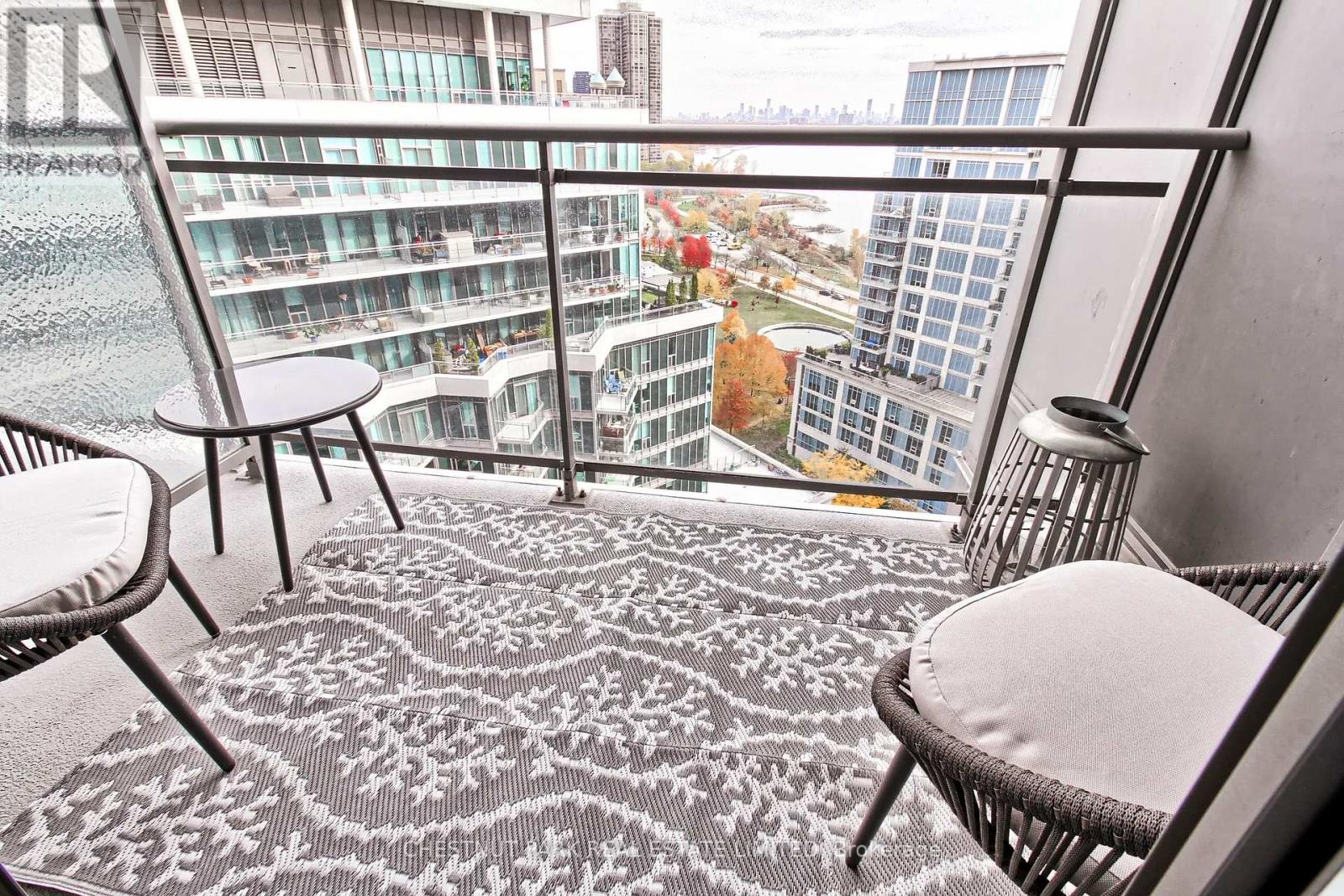 1805 - 2121 Lake Shore Boulevard W, Toronto, Ontario  M8V 4E9 - Photo 17 - W12329320