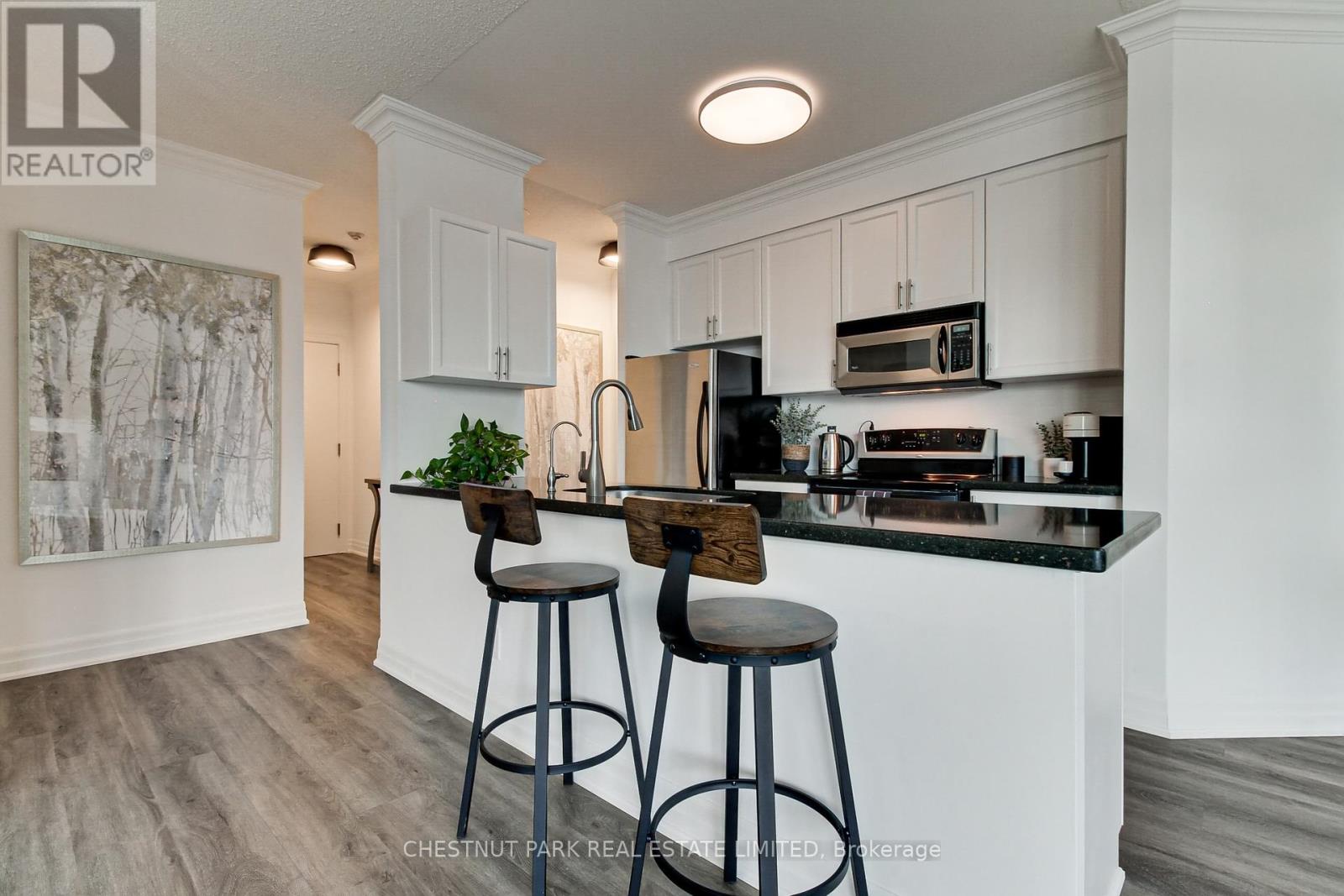 1805 - 2121 Lake Shore Boulevard W, Toronto, Ontario  M8V 4E9 - Photo 5 - W12329320