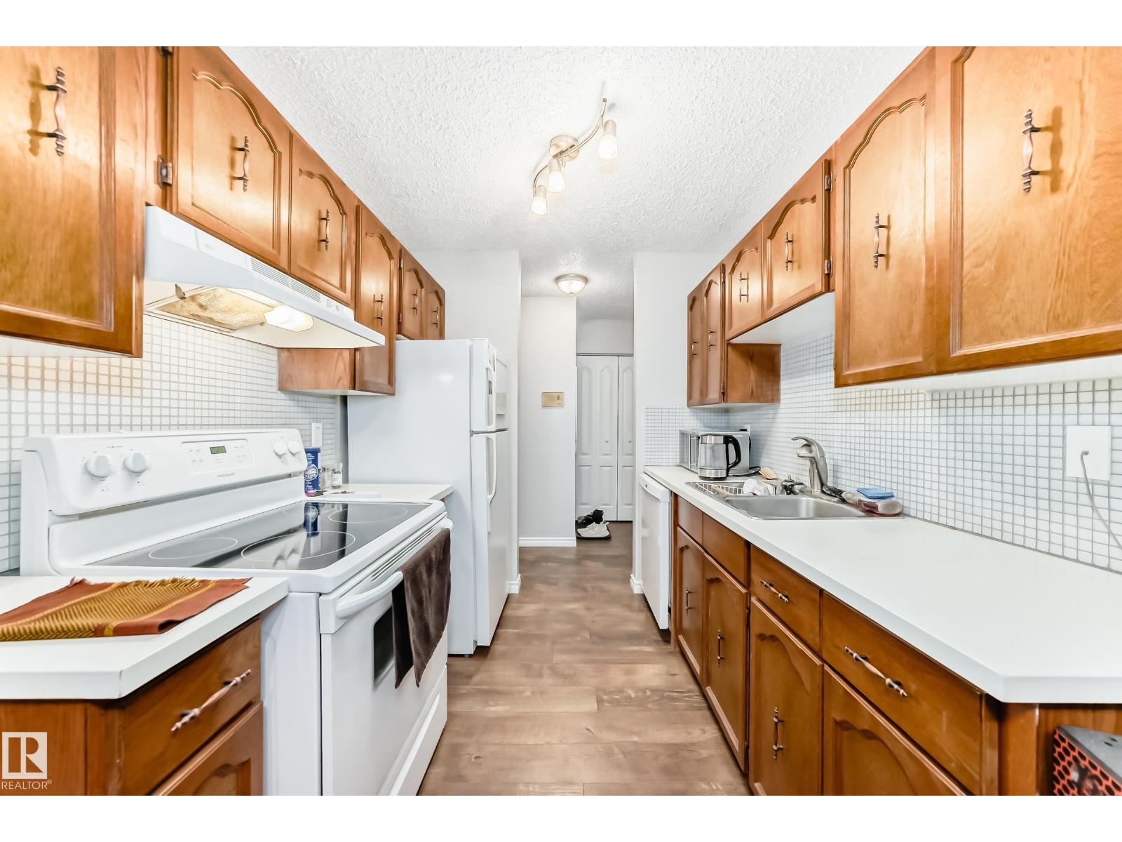 #305 14004 26 ST NW, Edmonton, Alberta