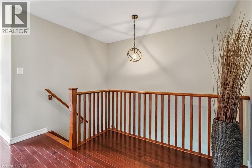 35 Pettit Street, Stoney Creek, Ontario  L8E 5V7 - Photo 12 - 40770907