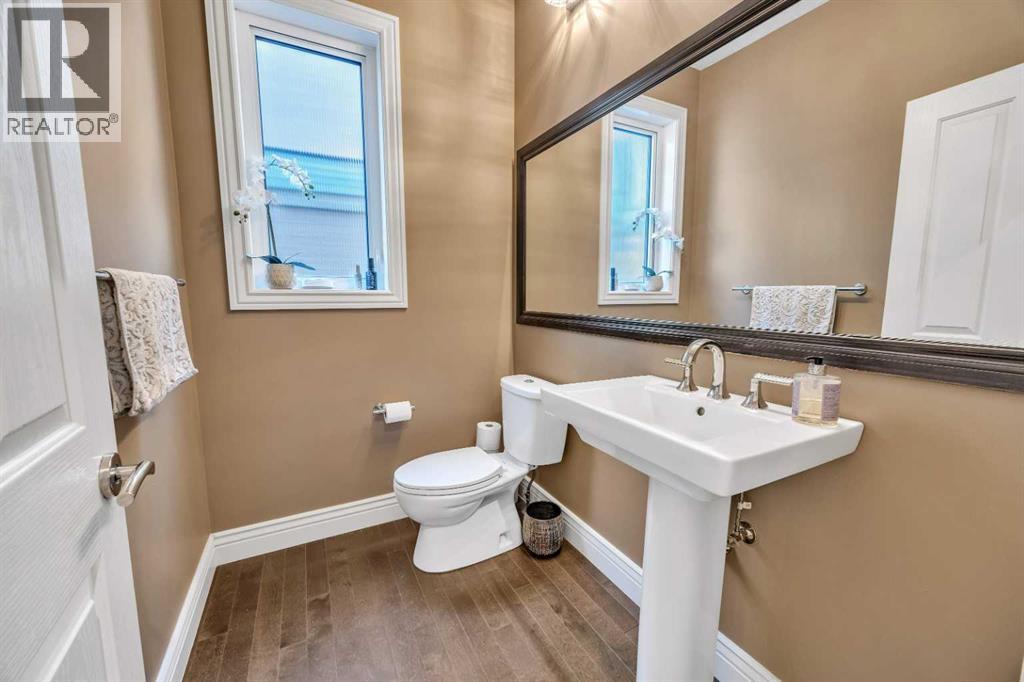 172 Panatella Crescent Nw, Calgary, Alberta  T3K 0M5 - Photo 17 - A2229897